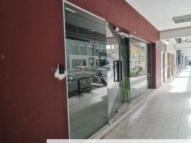 Shop for sale in Petaling, Damansara Damai