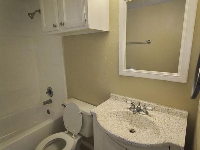 Condo for rent in Houston