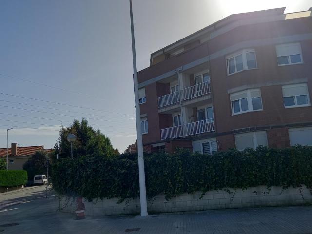 Garaje en venta en Bezana, Santa Cruz De Bezana