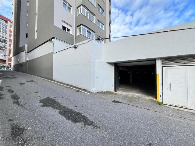 Parking en venta en Vigo, Pardavila