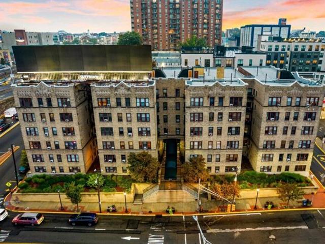 Condo for sale in Hudson, New Jersey