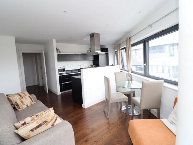Room for rent in East Greenwich, Greater London