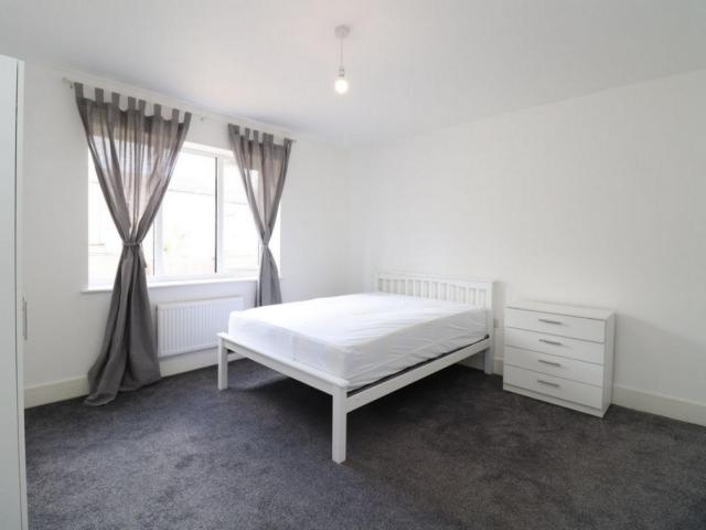 Room for rent in Greater London