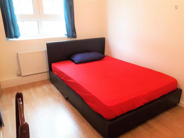 Room for rent in St. George in the East, Wapping
