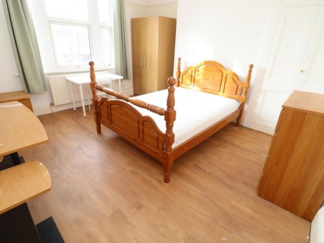 Room for rent in London Borough of Hounslow, Greater London