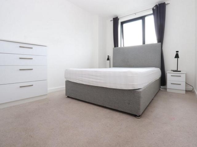 Room for rent in London Borough of Lewisham, Deptford