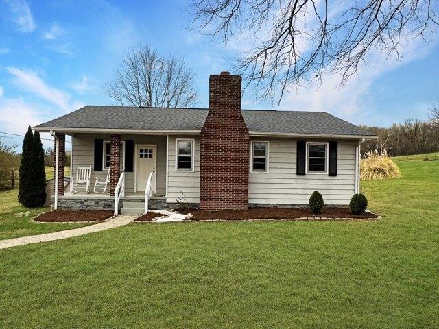 House for sale in Dry Fork