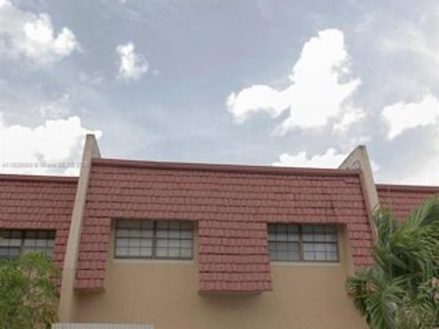 House for sale in Tamarac House for sale in Tamarac