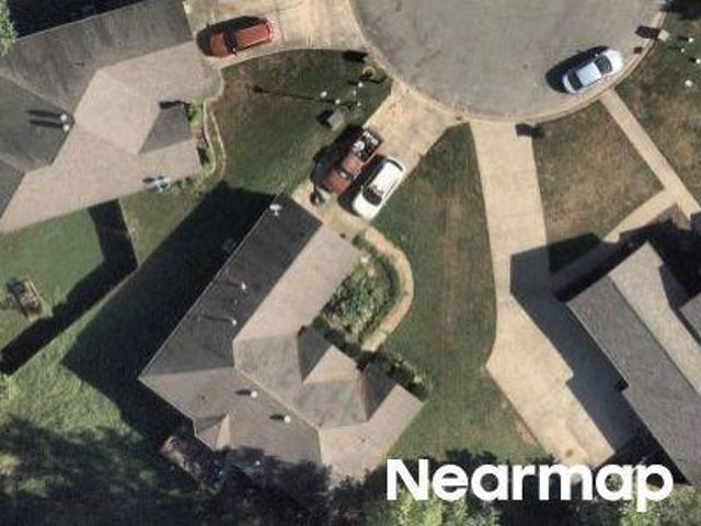 House for sale in Benton