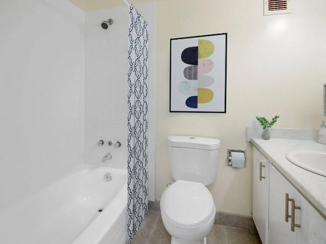 Apartment for rent in Mulhurst Bay, Ontario