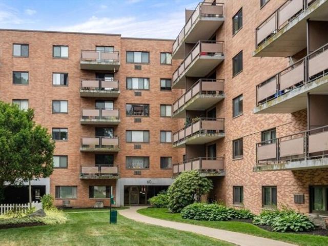 Condo for sale in Arlington