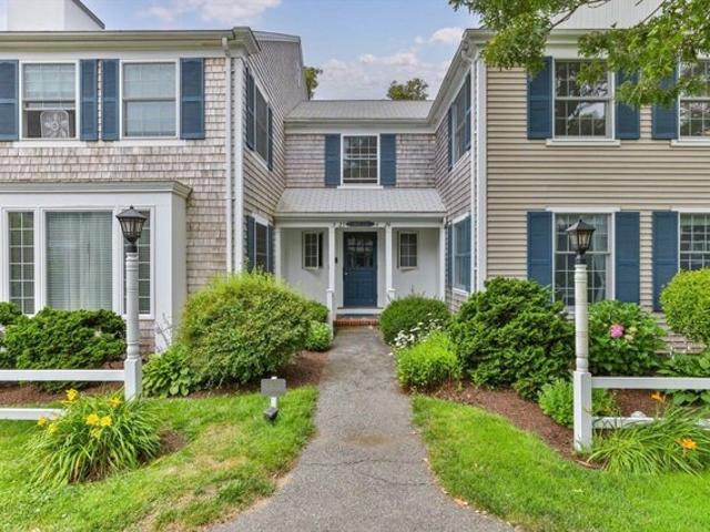 Condo for sale in Harwich