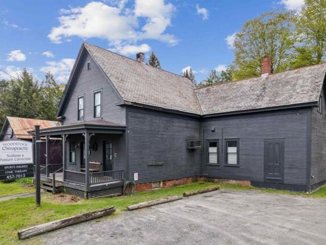 House for sale in Woodstock Village, South Woodstock