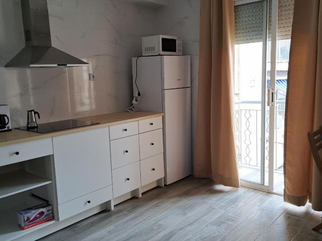 Estudio en alquiler en L'hospitalet De Llobregat, la Torrassa