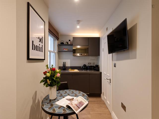 Apartment for rent in Marylebone, Greater London
