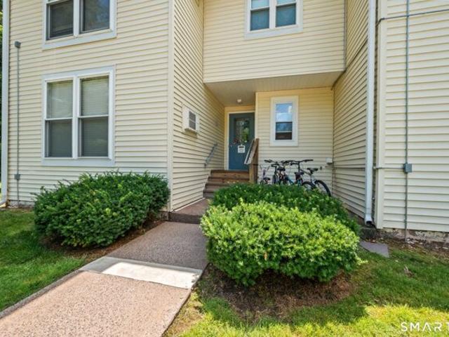 Condo for sale in South Windsor, Connecticut