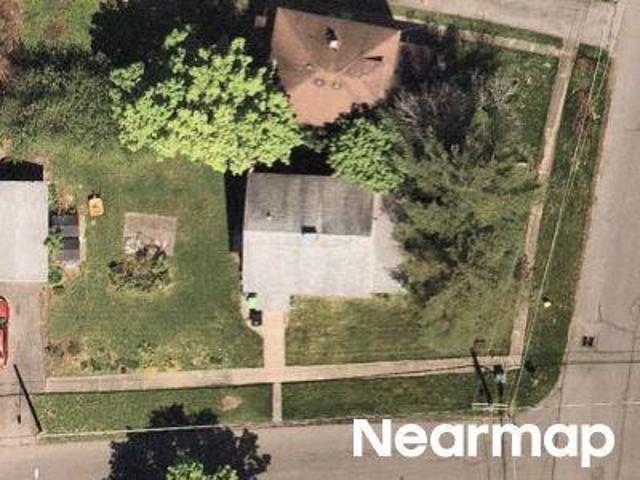 House for sale in Syracuse