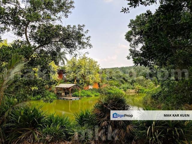 Shop for sale in Malaka