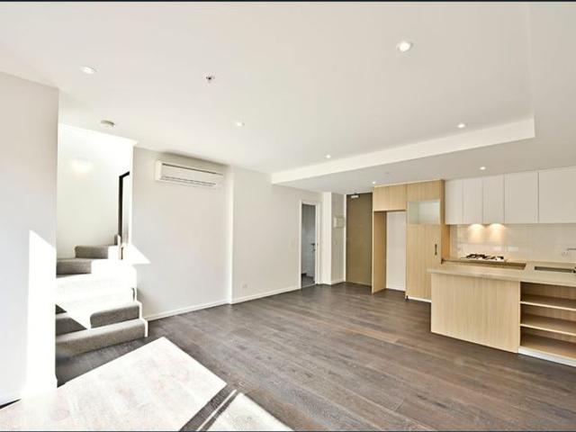 Townhouse for rent in Camerons Creek, Victoria