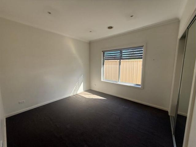House for rent in St Albans, Melbourne
