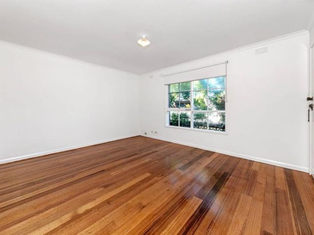 Apartment for rent in Mentone, Melbourne