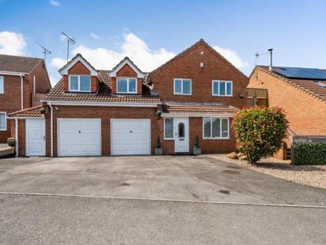 House for sale in Potters Corner, East Midlands