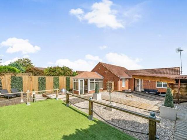 House for sale in Potters Corner, East Midlands
