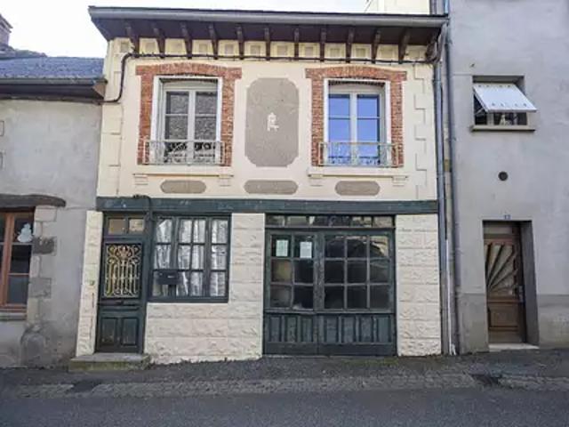 Maison vente à Mauriac, Pleaux