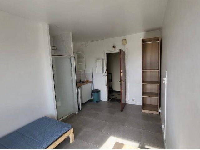 Studio location à Résidence de la Croix Blanche, Châtenay-Malabry