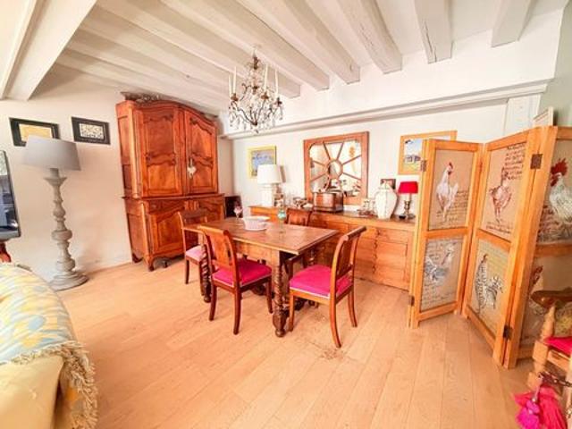 Appartement vente à Parking Place du Martroi, Orléans