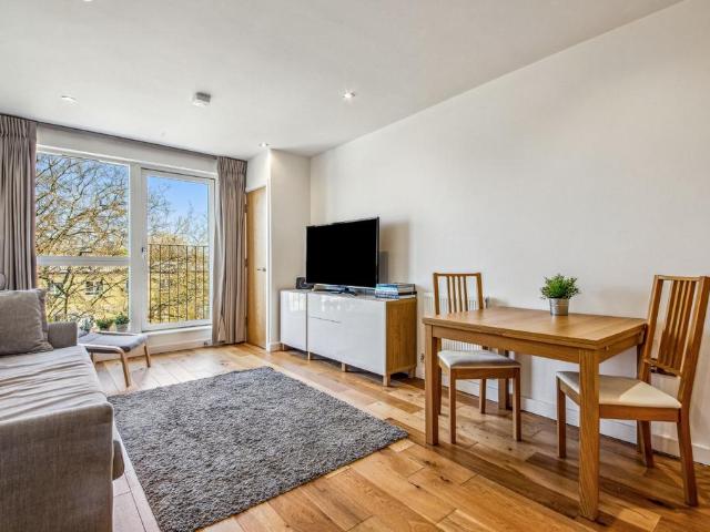 Apartment for rent in Saint Pancras, Greater London