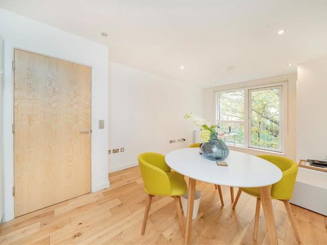 Apartment for rent in Saint Pancras, Greater London
