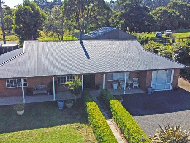 House for sale in Robertson, New South Wales
