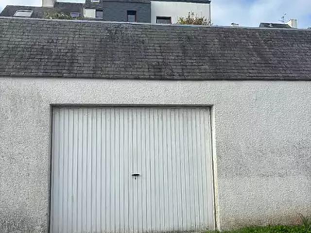 Garage vente à Plérin, Côtes-d'Armor