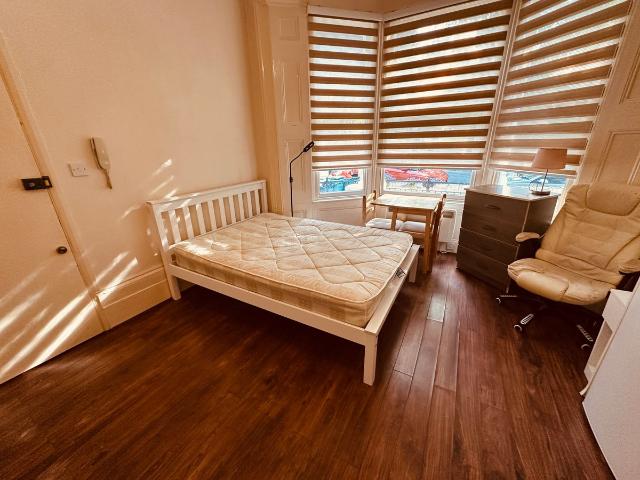 Studio for rent in Archway, Greater London