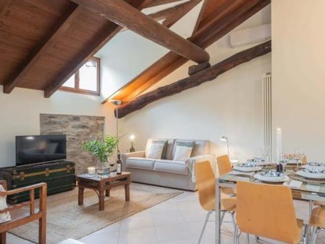 Appartamento in affitto a Como, Lombardia