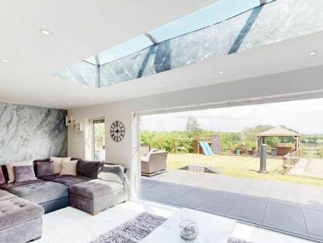 House for sale in Bolton-le-Sands, Lancaster