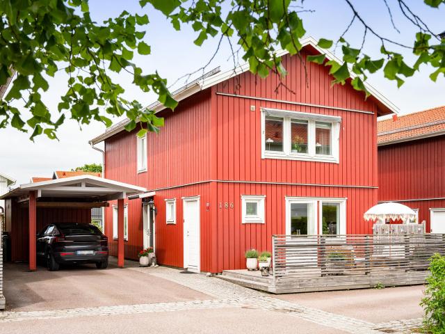 Villa till salu i Kungälv, Västra Götaland