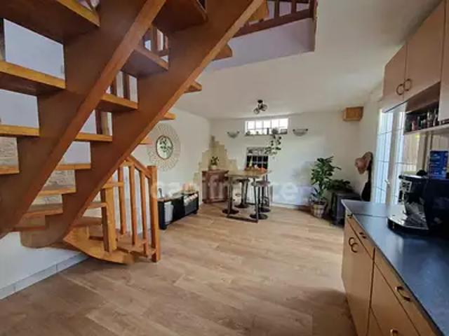 Maison vente à Keraleon, Plomodiern