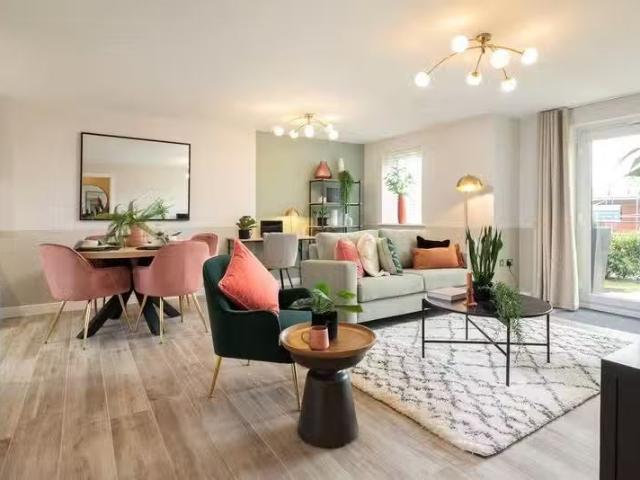 House for sale in Shirley