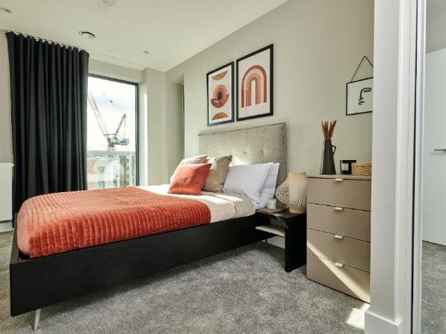 House for rent in London Borough of Hounslow, Strand