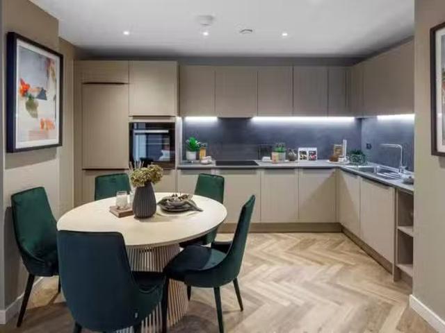 Apartment for sale in Croydon, Addiscombe