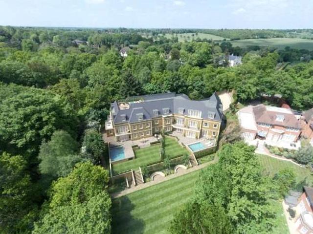 Land for sale in Hadley Wood, Greater London
