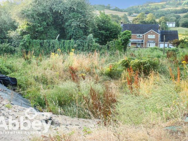Land for sale in Clyne and Melincourt, Wales