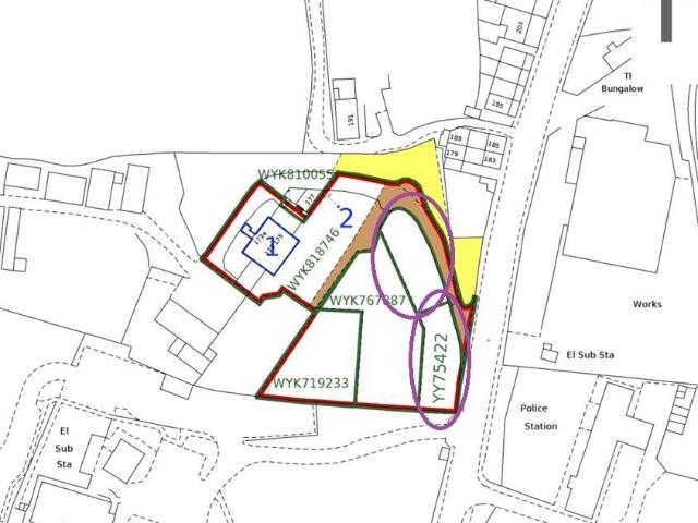 Land for sale in Holme Valley, Thongsbridge