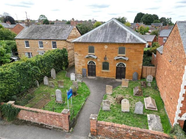 Land for sale in Weedon Bec