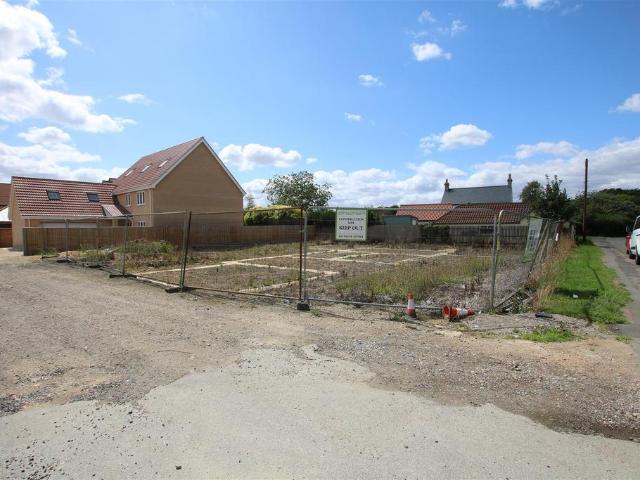 Land for sale in Woodditton, Barway