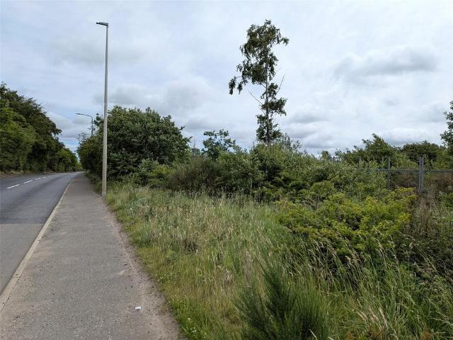 Land for sale in Pumpherston, Scotland
