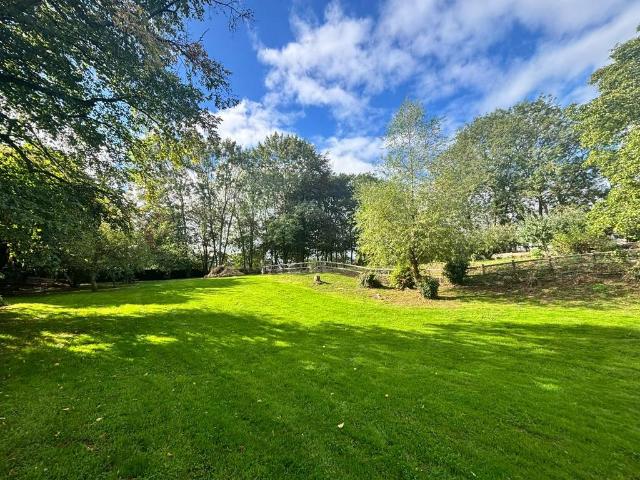 Land for sale in Great Oxendon, West Northamptonshire