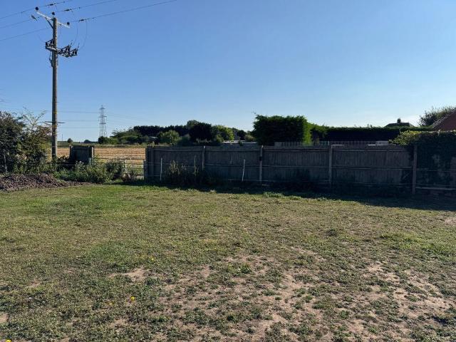 Land for sale in Gosberton Clough, Lincolnshire